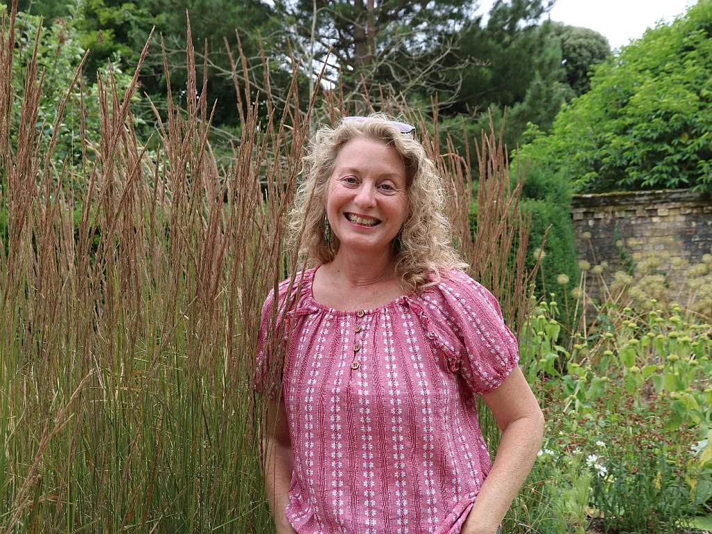 Millboard deck About Judi Samuels garden designer.