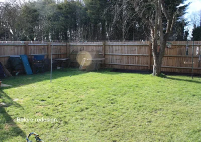 Garden with lawn.