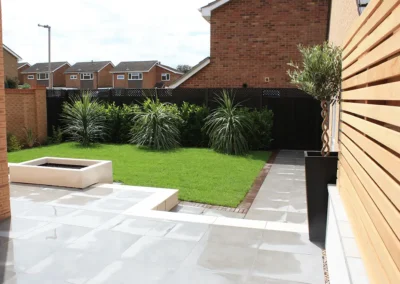 Grey porcelain terrace steps